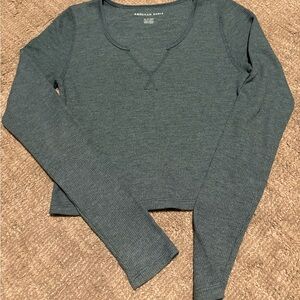 American Eagle Outfitters Green Fitted Crop Long Sleeve. Waffle knit